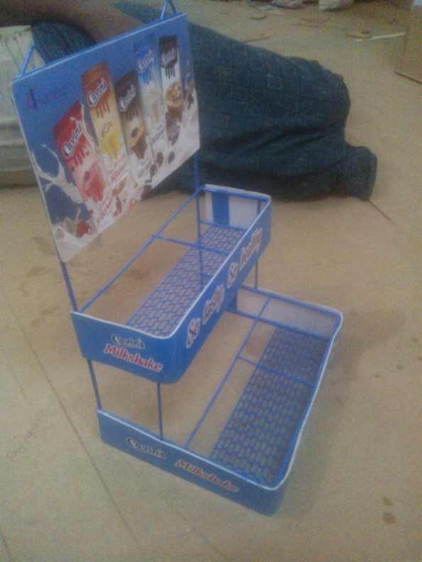 TABLE TOP